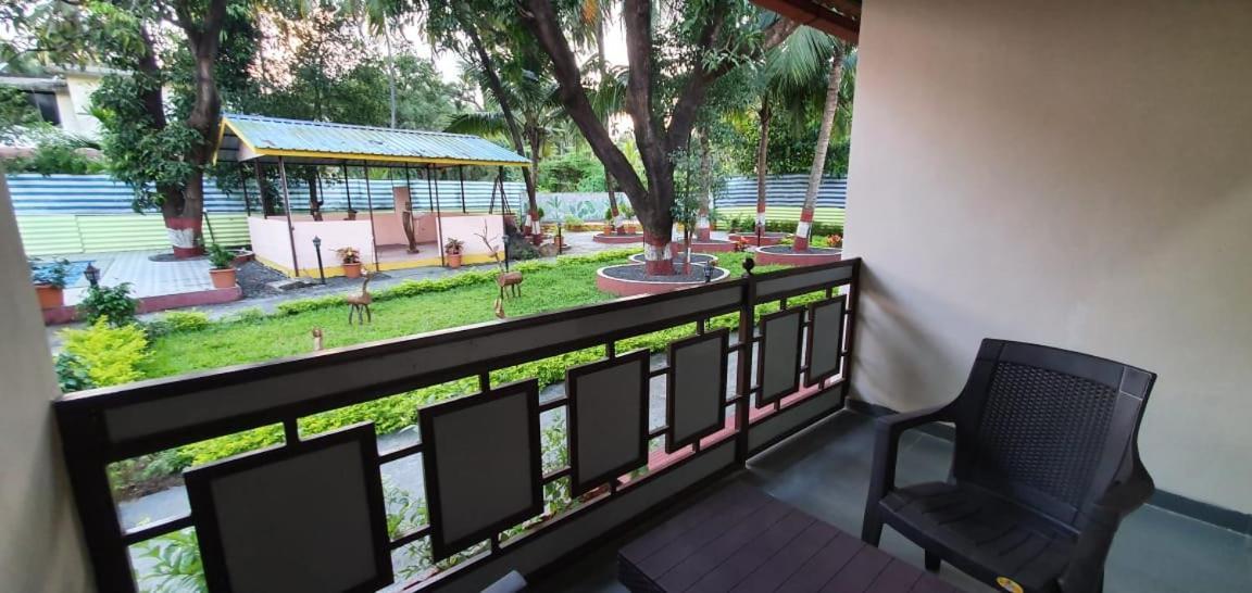 Hotel Happy Holiday Alibaug Alībāg Exterior foto