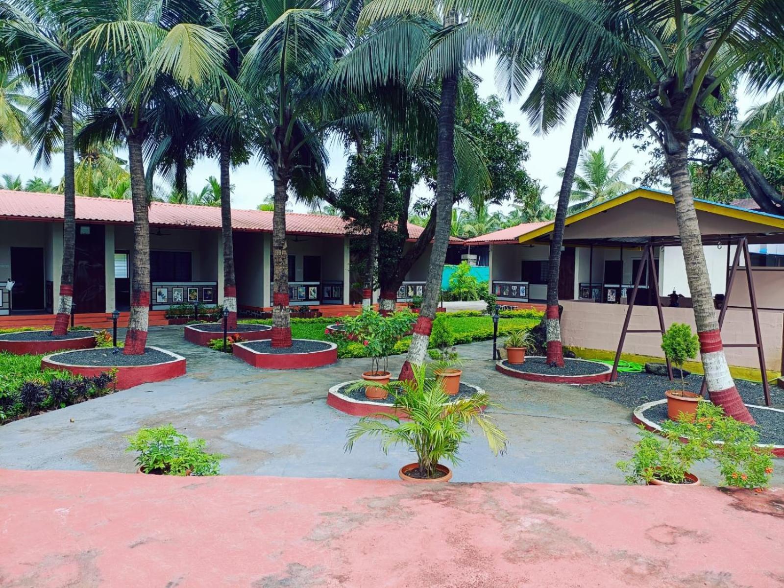 Hotel Happy Holiday Alibaug Alībāg Exterior foto